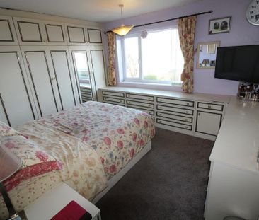 4 bedroom detached house to rent - Photo 5