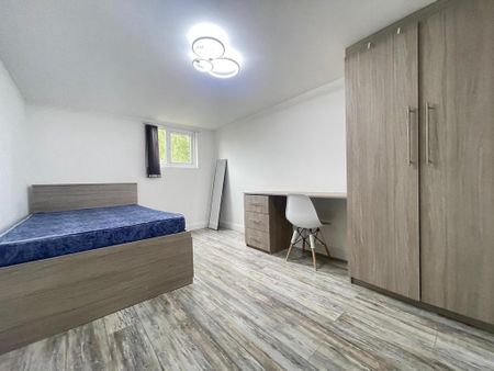 6 bedroom semi-detached house to rent - Photo 5