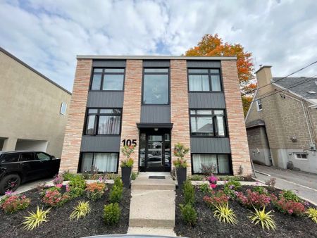 105 Rosemount Ave. — Bachelor - Photo 4