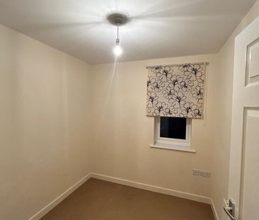 Fountain Park, Ollerton, NG22 - Photo 5