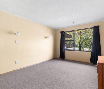 Charming 3BR Home in Wanaka! - Photo 4