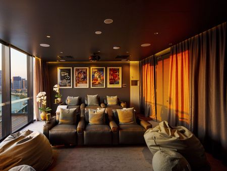 Oxley + Stirling Residences - Fully Furnished & with a storage shed! - Photo 5