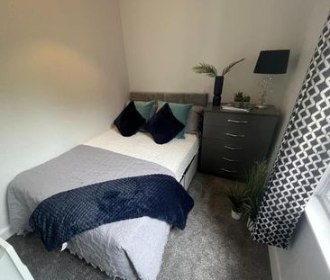 2 bedroom flat to rent - Photo 4