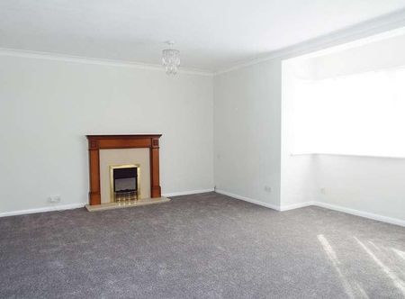 Eversfield Road, BN21 - Photo 2