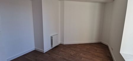 Appartement T3 en Duplex avec terrasse sud, parking et box privatif - Photo 2