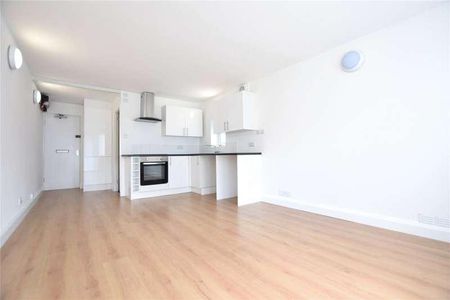 Crescent Court, Crescent Road, Reading, Berkshire, RG1 - Photo 2