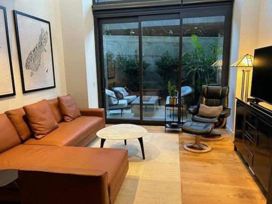 Fully Furnished Luxury - Photo 1