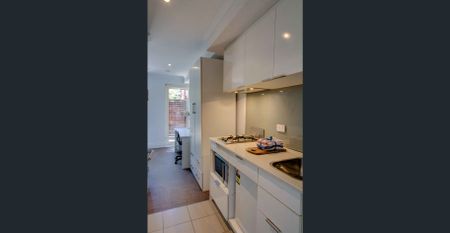 Prahran Mews Apartments - Student Accommodation Prahran - Photo 3