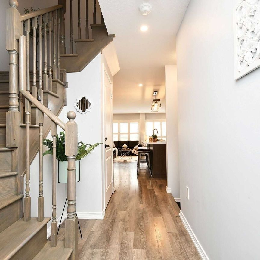 For Lease - 22 HOOVER Road, Brampton, Ontario - Photo 1