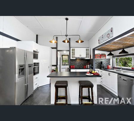 245 Torquay Terrace, Torquay, Qld 4655 - Photo 3