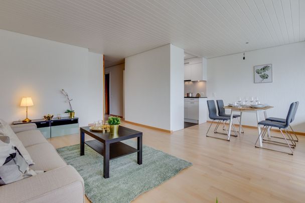 Geniessen Sie sonnige Momente auf dem Balkon! - Foto 1