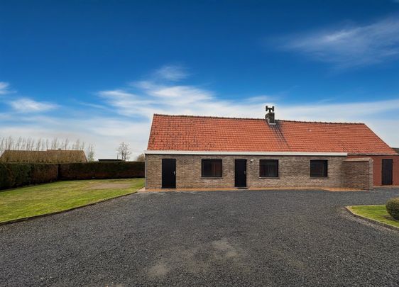 Bungalow te huur in Ruiselede - Photo 1