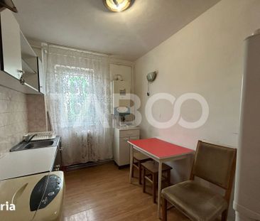 Apartament 60 mpu 3 camere cu balcon si pivnita in zona Mihai Viteazu - Fotografie 6