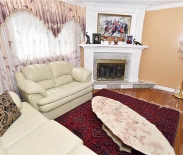 For Lease - 24 Charlton Crescent, Ajax, Ontario - Photo 2