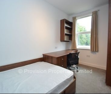 5 Bedroom Lets in Leeds - Photo 4