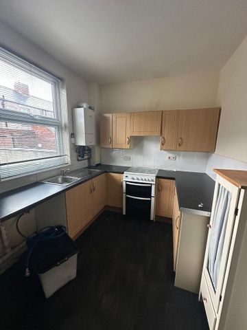 2 bedroom terraced house to rent - Photo 3