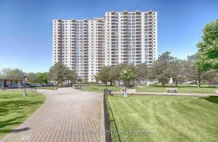 For Lease - 390 Dixon Road Unit# 513, Toronto, Ontario - Photo 2