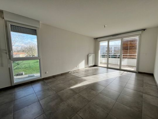 Location Appartement 3 pièces 60m² BASSENS 33530 - Photo 1