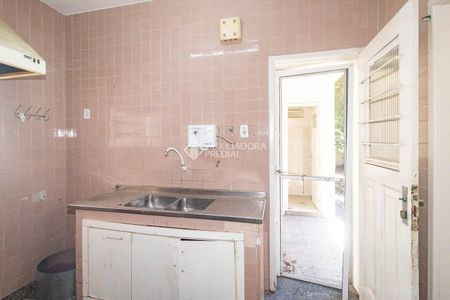Casa com 5 quartos e 300m² para alugar em Mont'Serrat, Porto Alegre. - Photo 2