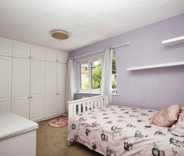 5 bedroom detached house to rent - Photo 3