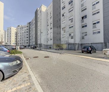 Apartment T3 in Mafamude e Vilar do Paraíso, Vila Nova de Gaia - Photo 5