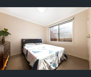 Modern Family Home in Wallan - Photo 2