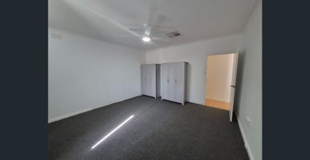 Modern Living at its Best - Photo 4