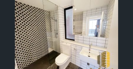 Furnished North-Facing One Bedroom Apartment - Photo 5