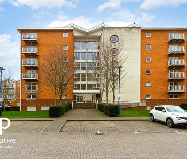 CENTURY WHARF CARDIFF BAY FURNISHED ONE BEDROOM APARTMENT WITH JULI... - Photo 3