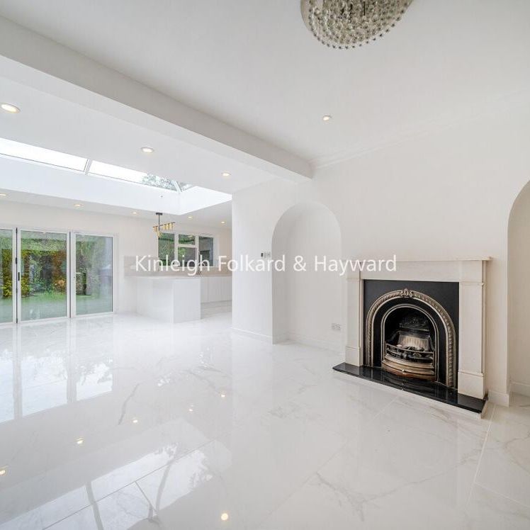 Kingswood Road, Bromley BR2 - Photo 1