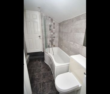 121 Leopold Street - Photo 2