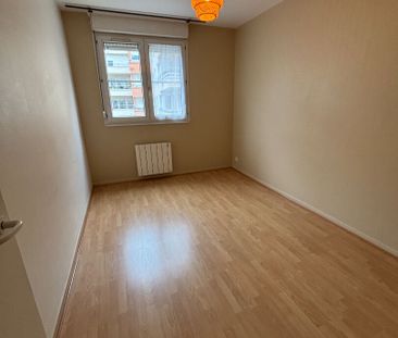 Location Appartement 3 pièces 68m² - Photo 6