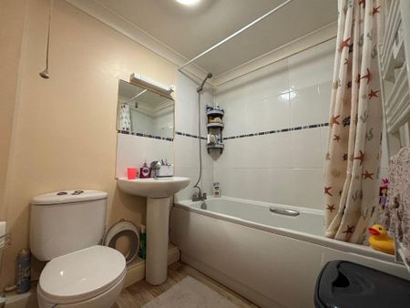 2 bedroom apartment to rent - Photo 5