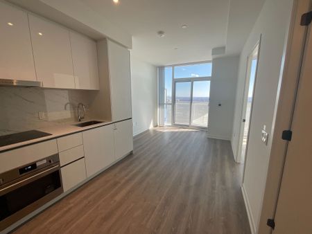 For Lease - 8 Interchange Way Unit# 6011, Vaughan, Ontario - Photo 4