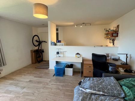 Studio to rent - Photo 4