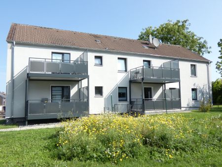 Ideale Erdgeschoss-Wohnung mit großem Balkon in sehr ruhiger Lage - Photo 4