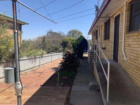 17 Monteray Street - Photo 2