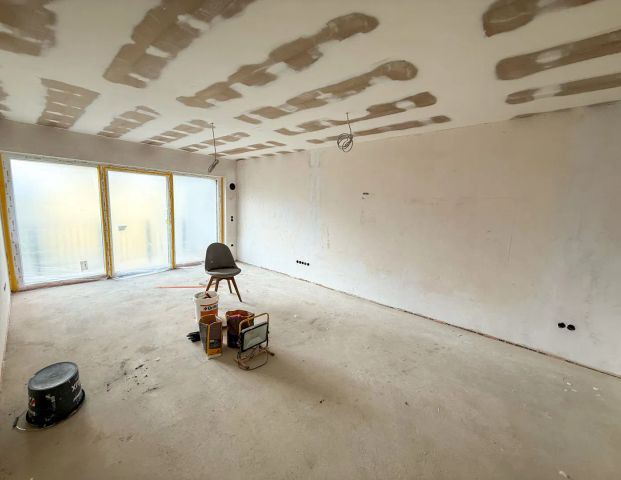 Bevorzugte Lage im beliebten Geistviertel - kernsanierte 2. OG- Wohnung mit Balkon - Photo 1