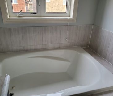 For Lease - 13 Taurus Road, Brampton, Ontario - Photo 3