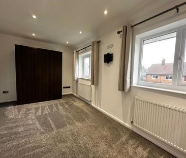 2 bedroom semi-detached house to rent - Photo 3