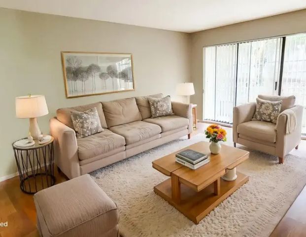 Sunshine Apartments | 33184 George Ferguson Way, Abbotsford - Photo 1