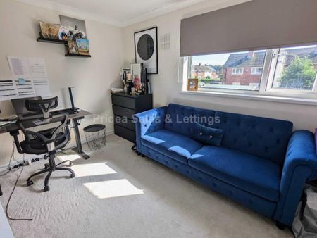 3 bedroom terraced house to rent - Photo 2