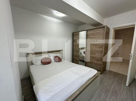 Apartament 3 camere , bloc nou, zona Liceul de Chimie - Fotografie 4
