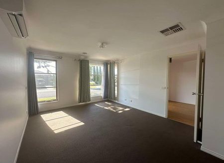 Where Comfort Dances with Style! - Photo 5