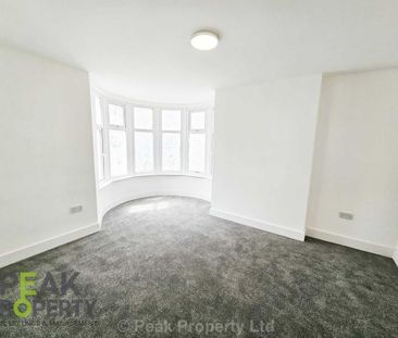 3 bedroom flat to rent - Photo 2