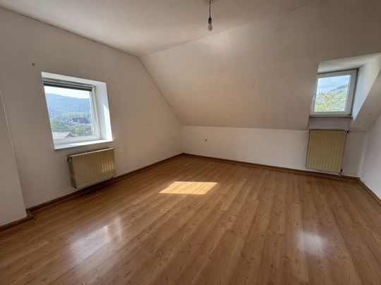 56599 Leutesdorf:Gemütliche 3 Zimmer Dachgeschosswohnung in verkehrsgünstiger Lage von Leutesdorf - Photo 1