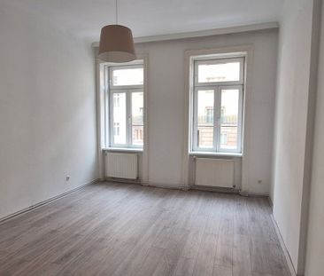 Nette, unbefristete 2 Zimmer Altbauwohnung - Foto 1