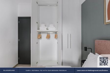 Ενοικίαση κατοικίας, 75 τ.μ., Αθήνα, 1.390 € - Photo 2