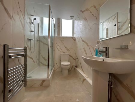 2 Bed Flat, Church Path, CR0 - Photo 5