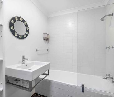 44 Hayberry Street Crows Nest - Photo 3